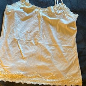 Cream lace detailed tank